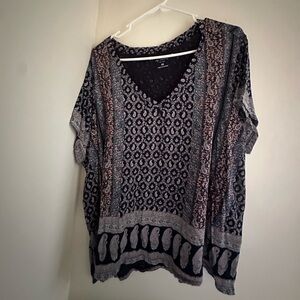 Lucky Brand Black and Gray Patterned Blouse